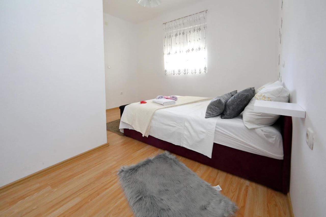 Apartments Ivana Bibinje center Buitenkant foto